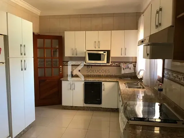 Sobrado com 360m² 4 quartos e 5 banheiros, à venda, no bairro Jardim Esplendor em Indaiatuba