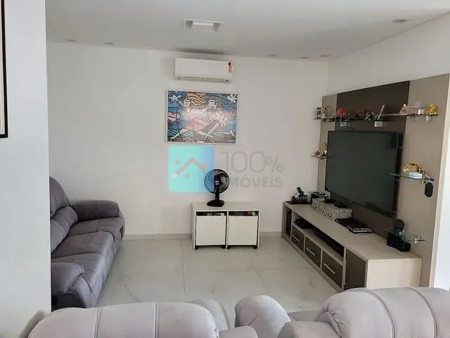 Sobrado com 250m² 3 quartos e 3 banheiros, à venda, no bairro Urbanova em São José dos Campos