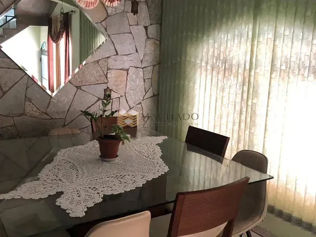 Sobrado 4 quartos e 3 banheiros, à venda, no bairro Jardim Esplanada em Jundiaí