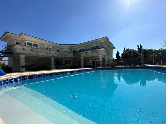 Casa com 2300m² 6 quartos e 8 banheiros, à venda, no bairro Loteamento Residencial Parque Terras de Santa Cecília em Itu