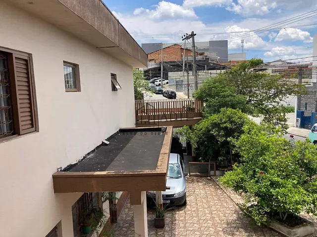 Sobrado 3 quartos e 2 banheiros, à venda, no bairro Jardim Cecília em Mogi das Cruzes
