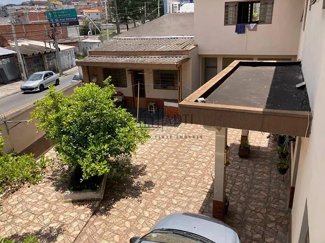 Sobrado 3 quartos e 2 banheiros, à venda, no bairro Jardim Cecília em Mogi das Cruzes
