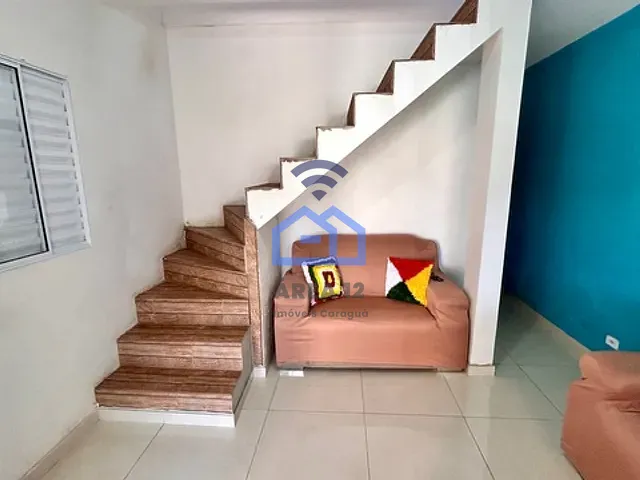Sobrado com 150m² 2 quartos e 2 banheiros, à venda, no bairro Perequê Mirim em Caraguatatuba