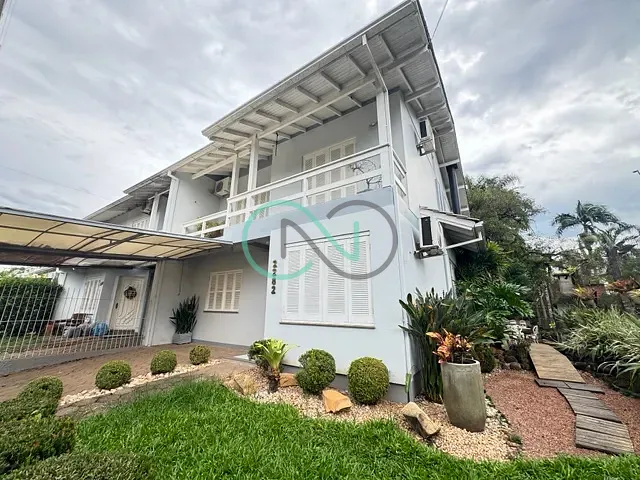 Sobrado 3 quartos e 3 banheiros, à venda ou para alugar, no bairro Centro em Sapiranga