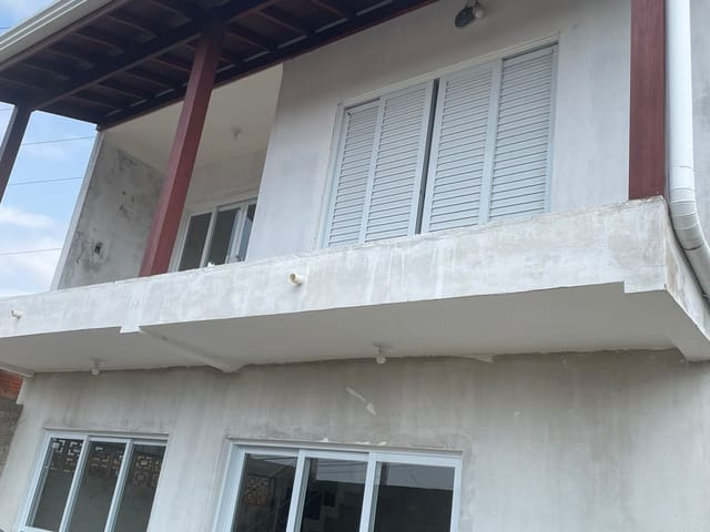 Sobrado com 180m² 3 quartos e 2 banheiros, à venda, no bairro Conjunto Habitacional Parque da Floresta em Campinas