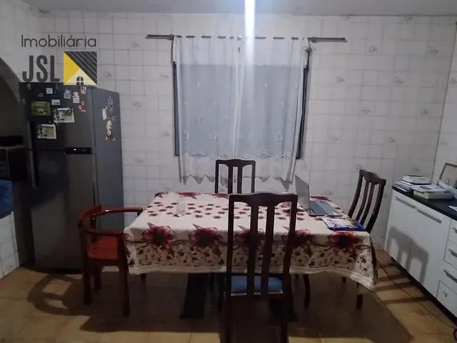 Sobrado com 130m² 3 quartos e 2 banheiros, à venda, no bairro Jardim São José em Caçapava