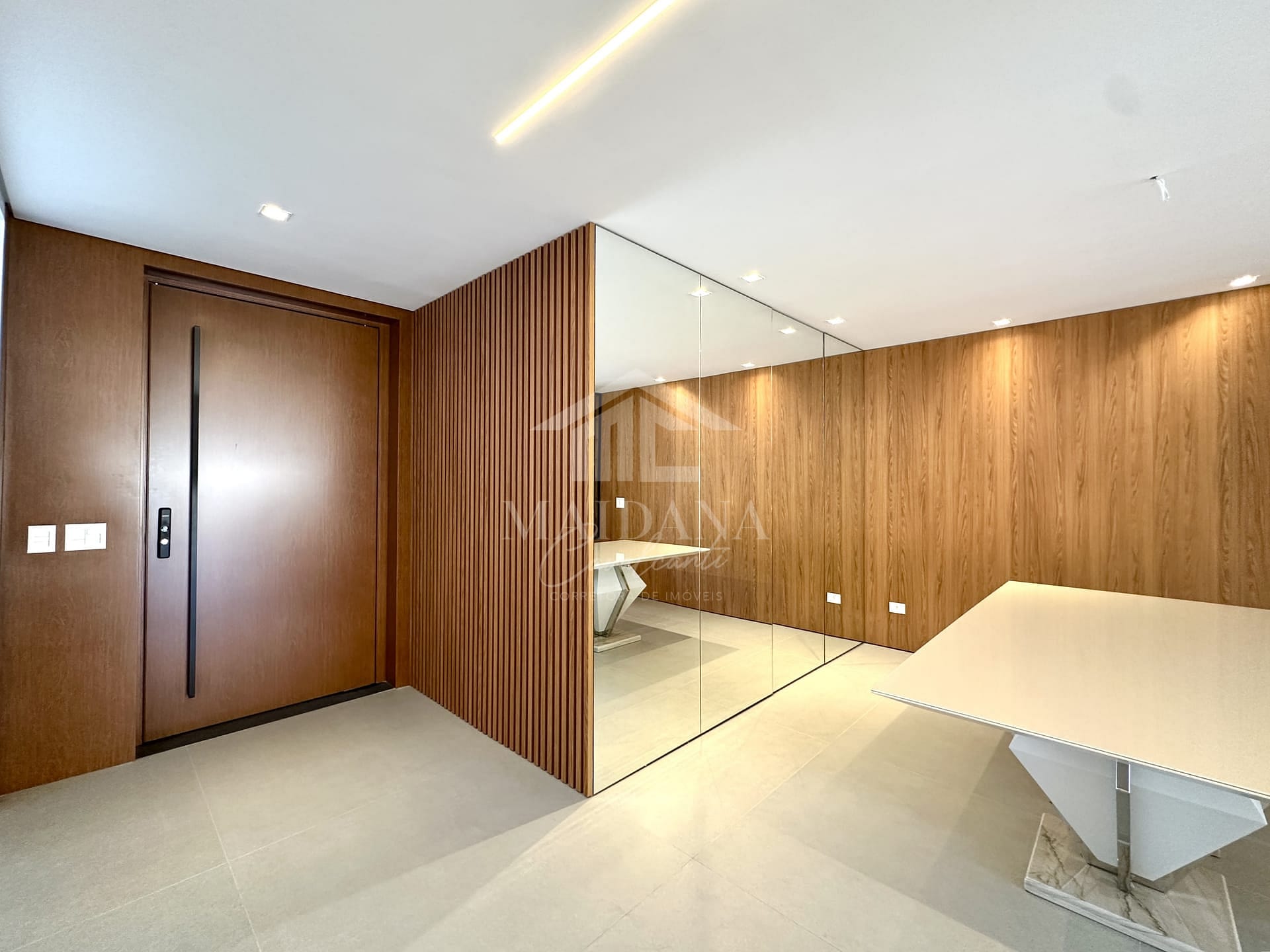 Sobrado à venda com 3 quartos, 280m² - Foto 4