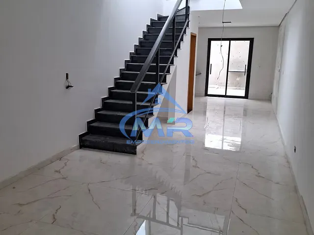 Sobrado 3 quartos e 3 banheiros, à venda, no bairro Jardim Artur Alvim em São Paulo