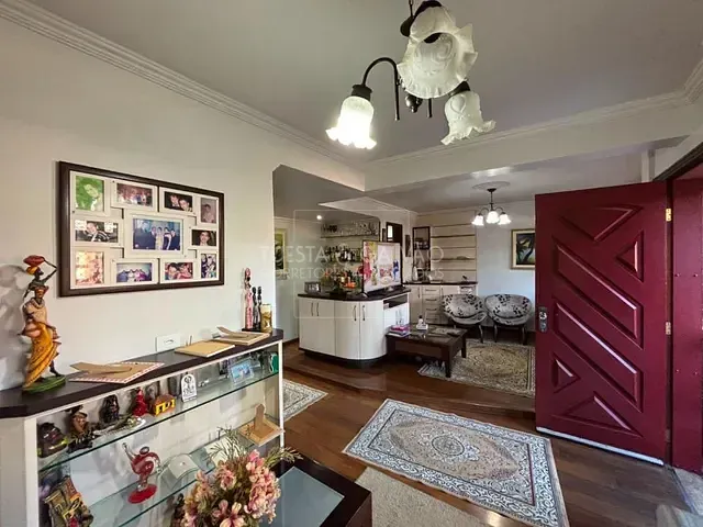 Sobrado com 240m² 3 quartos e 3 banheiros, à venda, no bairro Cajuru em Curitiba