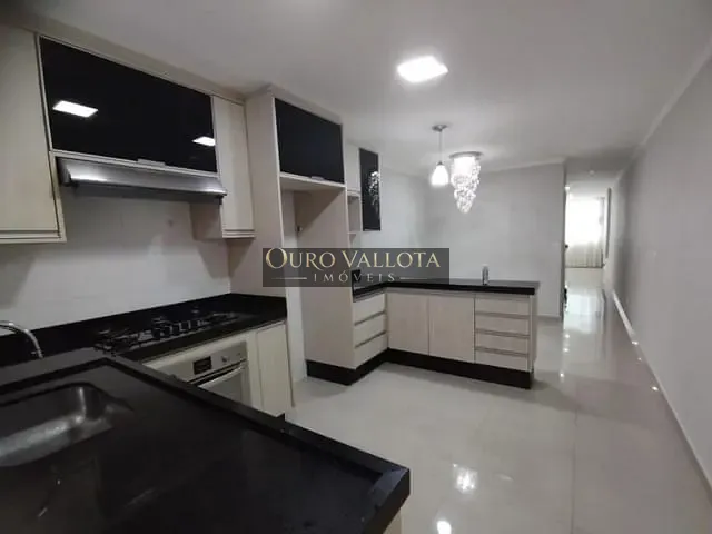 Sobrado 3 quartos e 2 banheiros, à venda, no bairro Capão do Embira em São Paulo