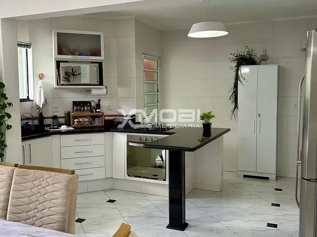 Sobrado com 336m² 3 quartos e 5 banheiros, à venda, no bairro Jardim Arizona em Itatiba