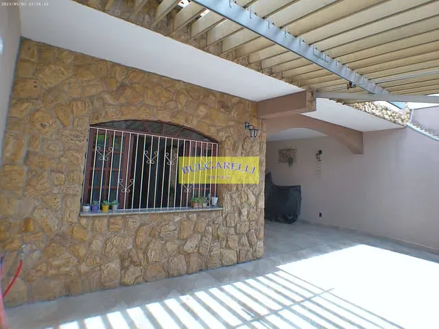 Sobrado com 481m² 3 quartos e 4 banheiros, à venda, no bairro Vila Helena em Jundiaí