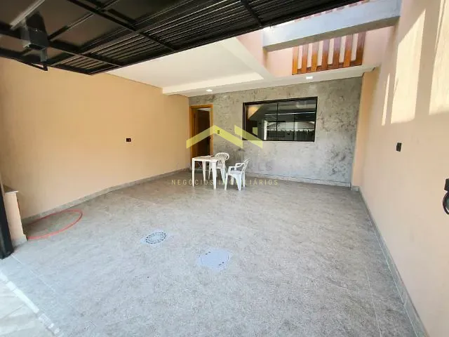 Sobrado 3 quartos e 2 banheiros, à venda, no bairro Jardim das Maravilhas em Santo André