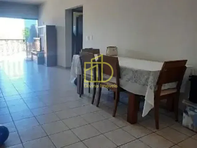 Sobrado 4 quartos e 3 banheiros, à venda, no bairro Vila Rica em Sorocaba