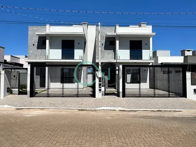 Sobrado com 150m² 3 quartos e 3 banheiros, à venda, no bairro Azaléia em Araricá