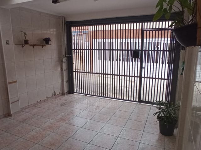Foto do Sobrado - Sobrado 120m2, com 3 Dorm/ suíte/ 1 vaga, próx metro Carrão e Hospital São Luiz... à venda ou LOCAÇÃO Vila Gomes Cardim, SP. | Lima Brokers Empreendimentos