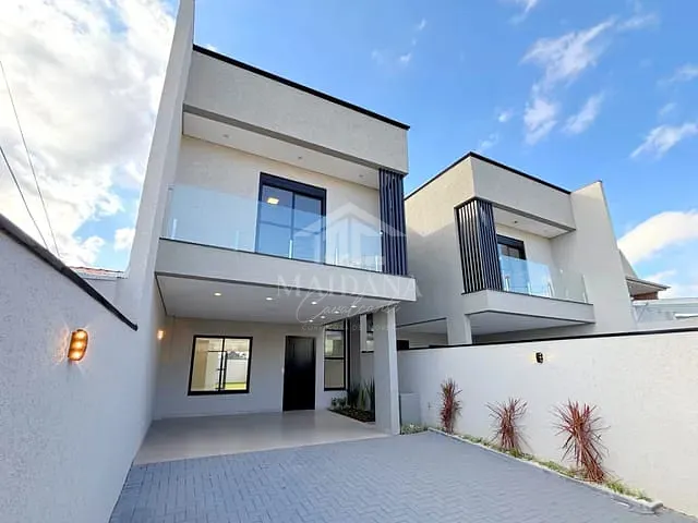 Sobrado com 170m² 3 quartos e 2 banheiros, à venda, no bairro Aristocrata em São José dos Pinhais