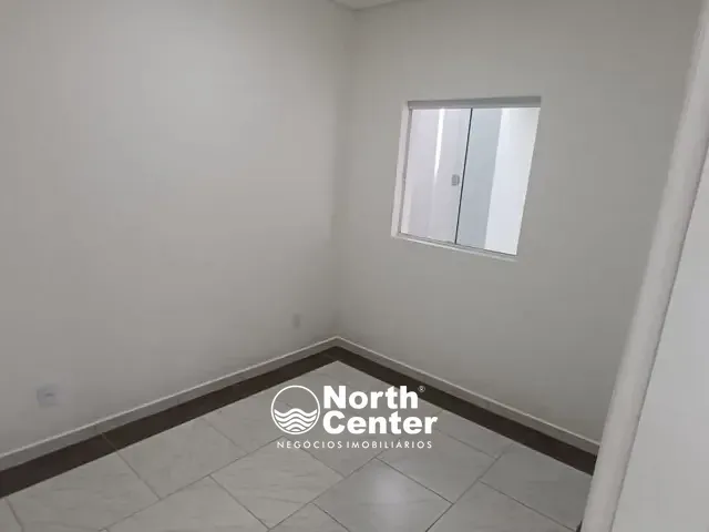 Sobrado com 200m² 7 quartos e 5 banheiros, à venda, no bairro Costeira em Balneário Barra do Sul