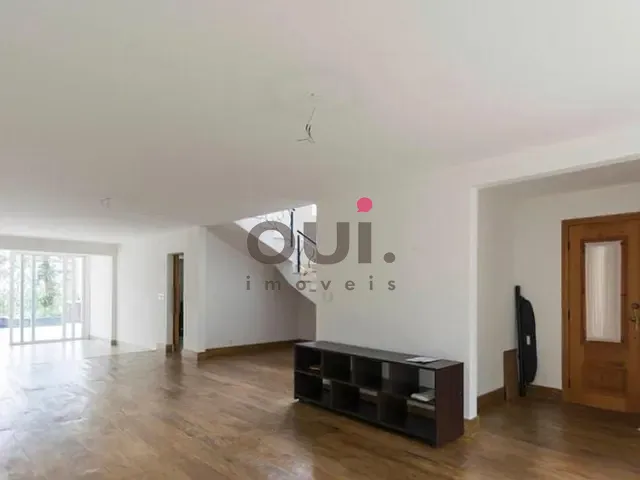 Sobrado com 610m² 4 quartos e 6 banheiros, à venda, no bairro Cambuci em São Paulo