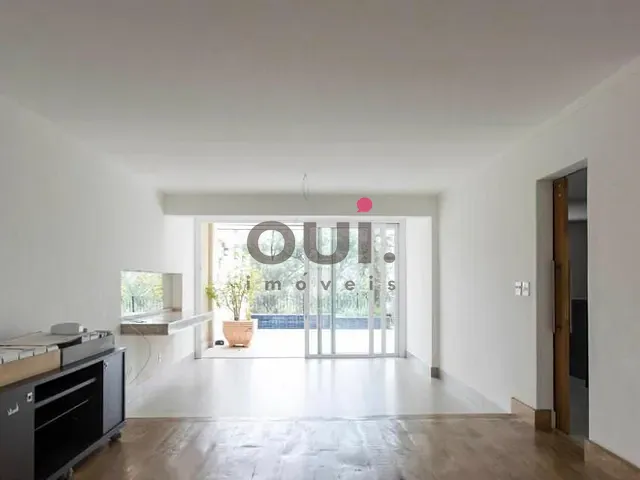 Sobrado com 610m² 4 quartos e 6 banheiros, à venda, no bairro Cambuci em São Paulo