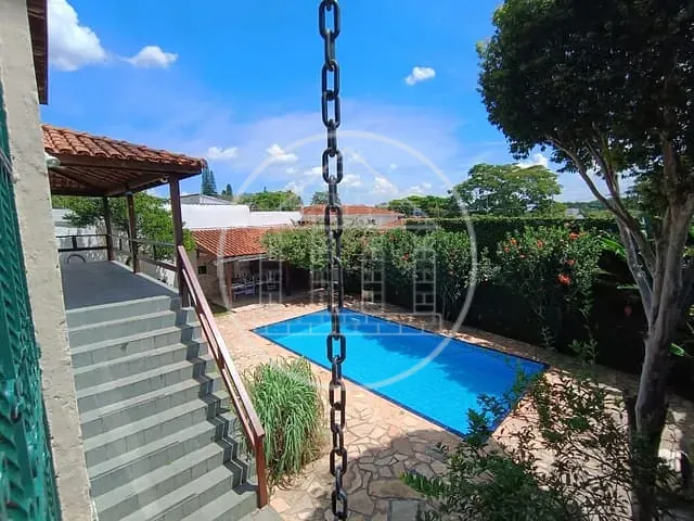 Sobrado com 800m² 5 quartos e 5 banheiros, à venda ou para alugar, no bairro Interlagos em São Paulo