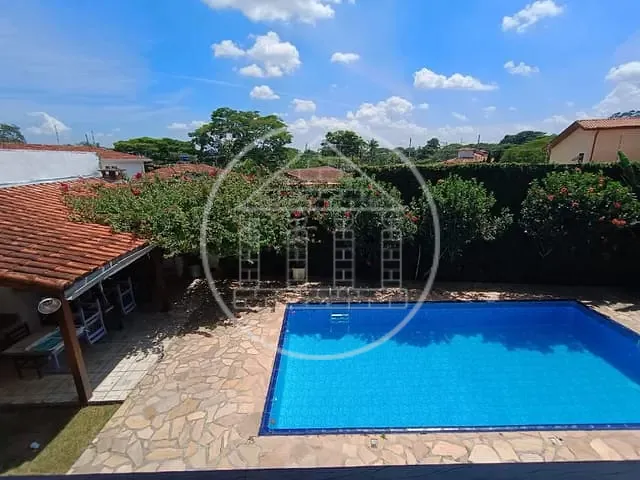 Sobrado com 800m² 5 quartos e 5 banheiros, à venda ou para alugar, no bairro Interlagos em São Paulo