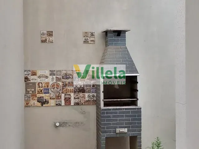 Sobrado 3 quartos e 2 banheiros, à venda, no bairro Vila Amorim em Suzano