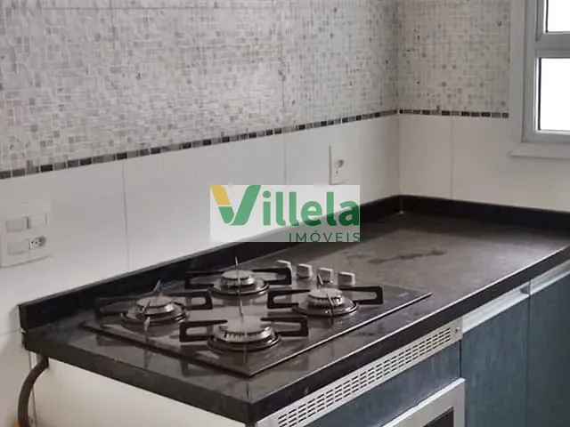 Sobrado 3 quartos e 2 banheiros, à venda, no bairro Vila Amorim em Suzano