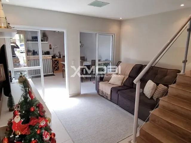 Sobrado com 83m² 2 quartos e 1 banheiro, à venda, no bairro Jardim Colônia em Jundiaí