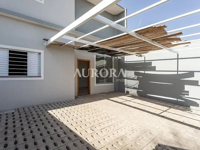Sobrado com 196m² 4 quartos e 5 banheiros, à venda, no bairro Jardim Burle Marx em Londrina