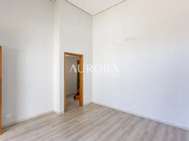 Sobrado com 196m² 4 quartos e 5 banheiros, à venda, no bairro Jardim Burle Marx em Londrina