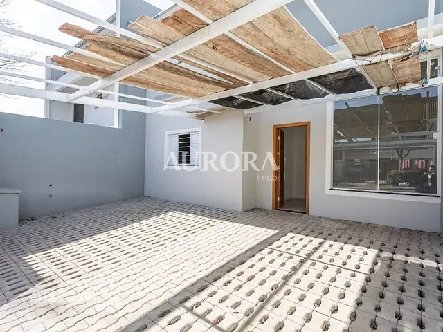 Sobrado com 196m² 4 quartos e 5 banheiros, à venda, no bairro Jardim Burle Marx em Londrina
