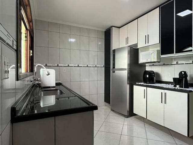 Sobrado com 234m² 3 quartos e 3 banheiros, à venda, no bairro Vila Carmosina em São Paulo