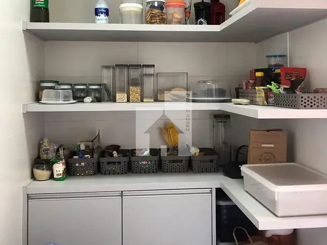 Sobrado com 307m² 3 quartos e 4 banheiros, à venda, no bairro Recanto Quarto Centenário em Jundiaí