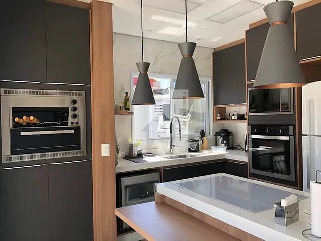 Sobrado com 307m² 3 quartos e 4 banheiros, à venda, no bairro Recanto Quarto Centenário em Jundiaí