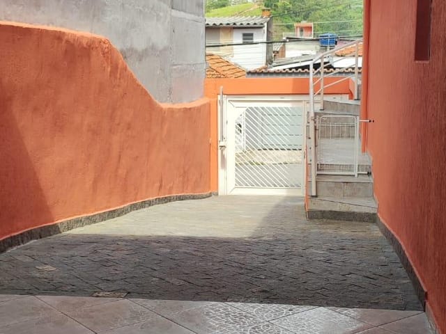 Sobrado 2 quartos e 2 banheiros, à venda, no bairro Jardim São José (São Mateus) em São Paulo