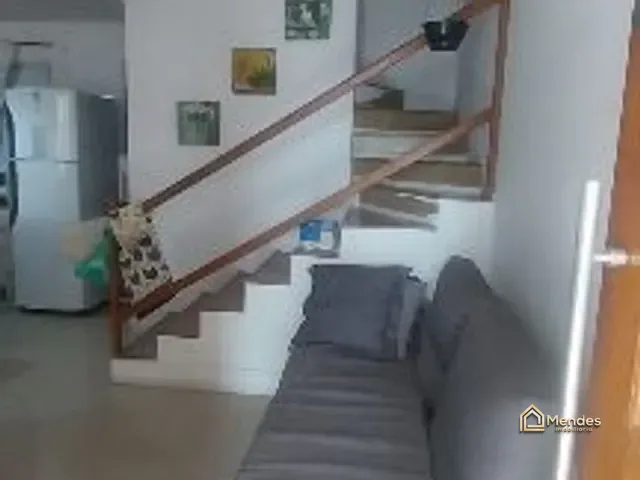 Sobrado com 150m² 4 quartos e 2 banheiros, à venda, no bairro Alto Boqueirão em Curitiba