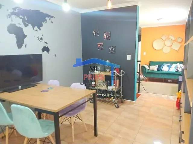 Sobrado com 180m² 3 quartos e 2 banheiros, para alugar, no bairro Jardim das Figueiras em São Paulo
