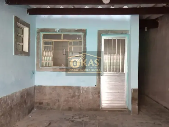 Sobrado com 180m² 1 quarto e 1 banheiro, à venda, no bairro Jardim Santa Lúcia em Suzano