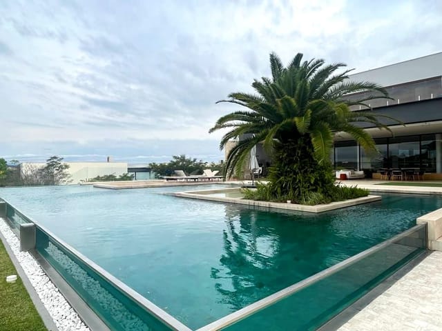 Casa com 2480m² 10 quartos e 12 banheiros, à venda, no bairro Condomínio Terras de São José em Itu