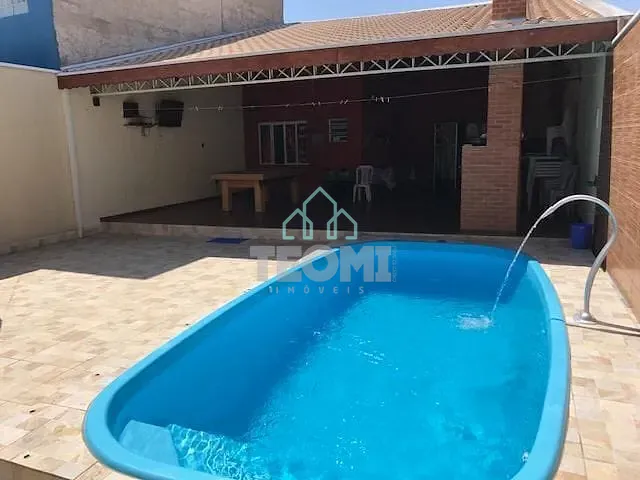Sobrado com 328m² 3 quartos e 3 banheiros, à venda, no bairro Vila Areao em Taubaté