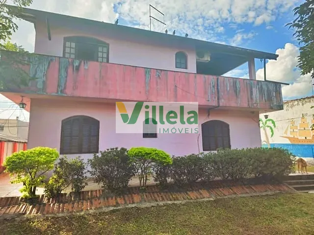 Sobrado com 600m² 4 quartos e 2 banheiros, à venda ou para alugar, no bairro Vila Acoreana em Poá