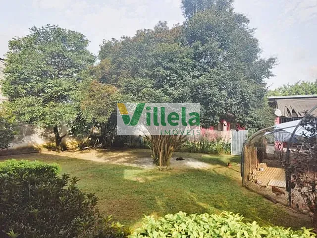 Sobrado com 600m² 4 quartos e 2 banheiros, à venda ou para alugar, no bairro Vila Acoreana em Poá