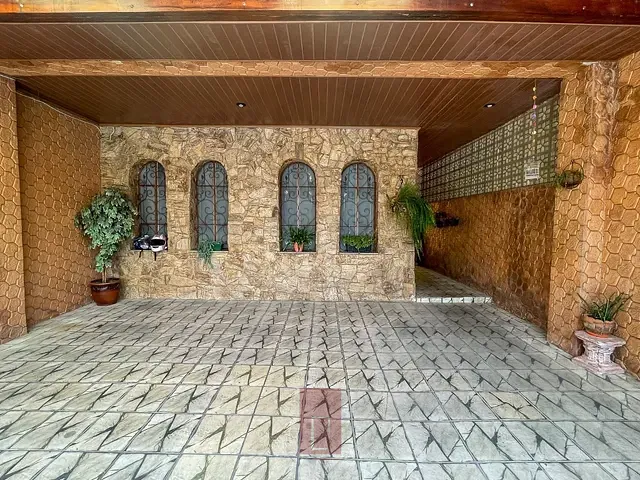 Sobrado com 320m² 4 quartos e 4 banheiros, à venda, no bairro Carandiru em São Paulo