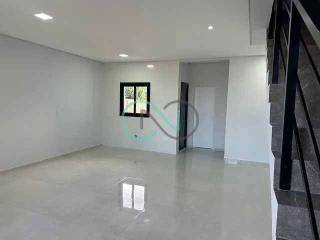 Sobrado com 150m² 2 quartos e 2 banheiros, à venda, no bairro Centenário em Sapiranga