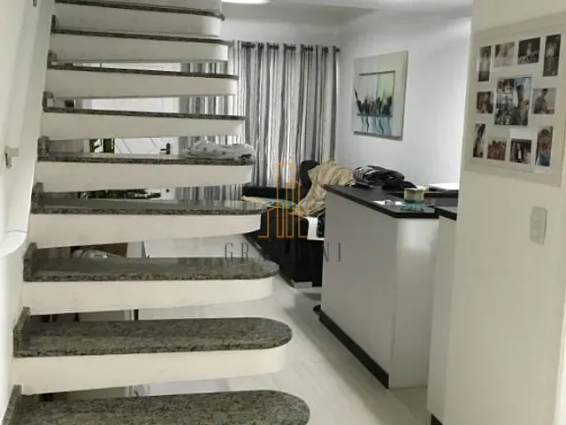 Sobrado com 111m² 3 quartos e 2 banheiros, à venda, no bairro Vila Francisco Matarazzo em Santo André