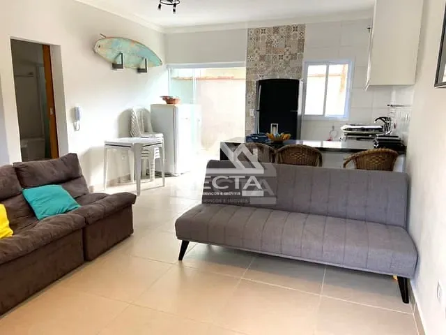 Sobrado com 86m² 2 quartos e 3 banheiros, à venda, no bairro Balneário Gardem Mar em Caraguatatuba