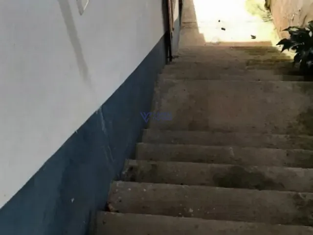 Sobrado com 500m² 3 quartos e 2 banheiros, à venda, no bairro Parque Monte Rey em São Bento do Sapucaí