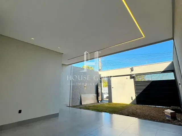 Sobrado com 450m² 3 quartos e 5 banheiros, à venda, no bairro Jardim Helvécia em Aparecida de Goiânia