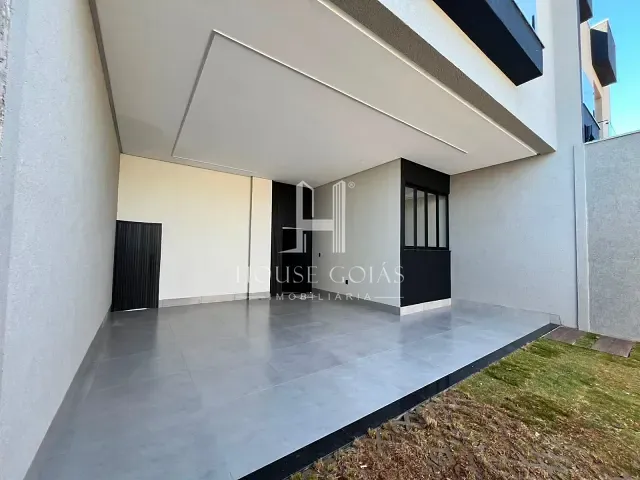 Sobrado com 450m² 3 quartos e 5 banheiros, à venda, no bairro Jardim Helvécia em Aparecida de Goiânia
